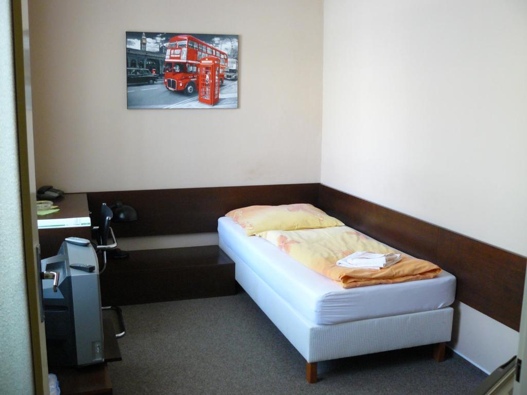 Hotel Bila Ruze Бърно Стая снимка