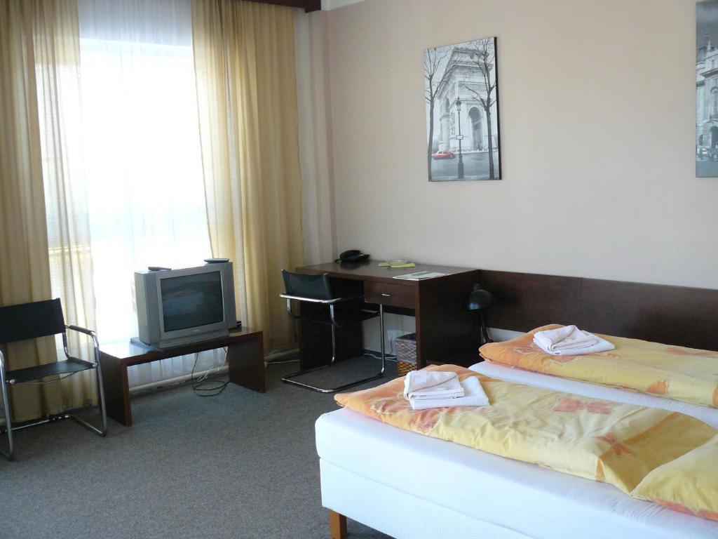 Hotel Bila Ruze Бърно Стая снимка