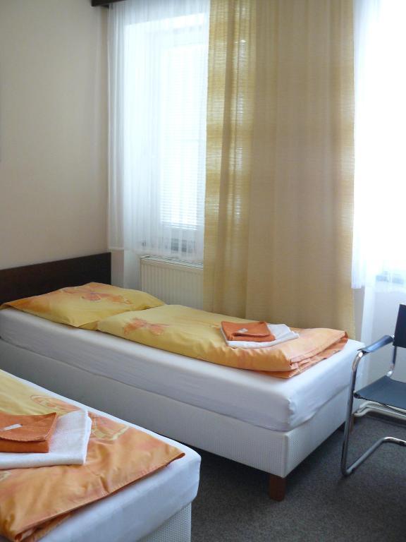 Hotel Bila Ruze Бърно Стая снимка