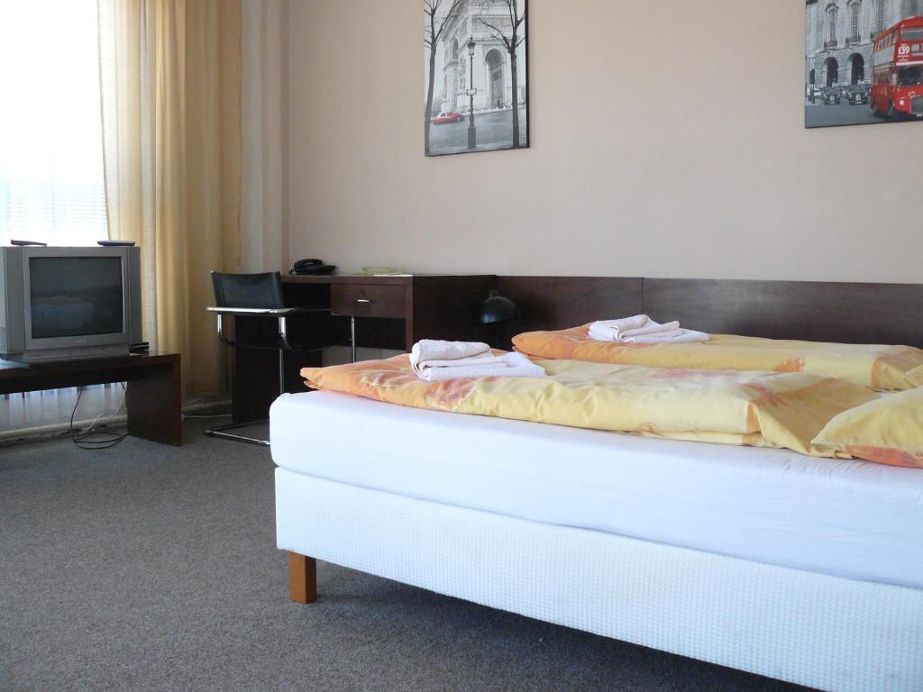 Hotel Bila Ruze Бърно Екстериор снимка